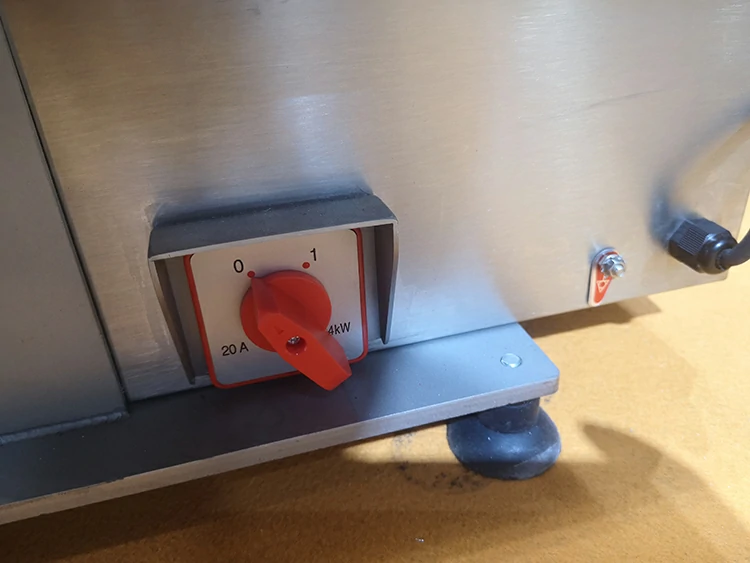 Mașină de tăiat oase din oțel inoxidabil 250K 4